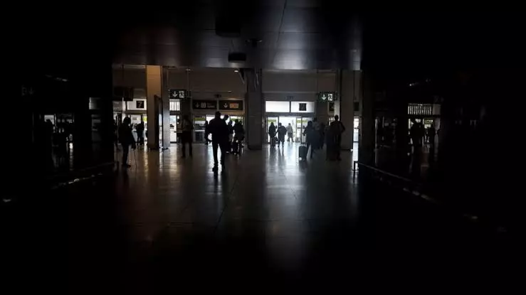 Apagão em Portugal e Espanha: Energia começa a voltar após horas de caos